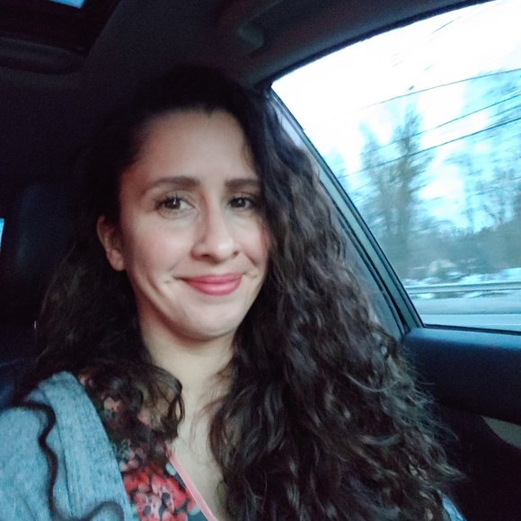 Meet your Posher, Spookette - Picture 1 of 2